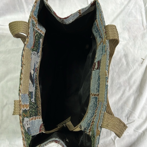 Lighthouse Patterned Bag - Picture 5 of 6